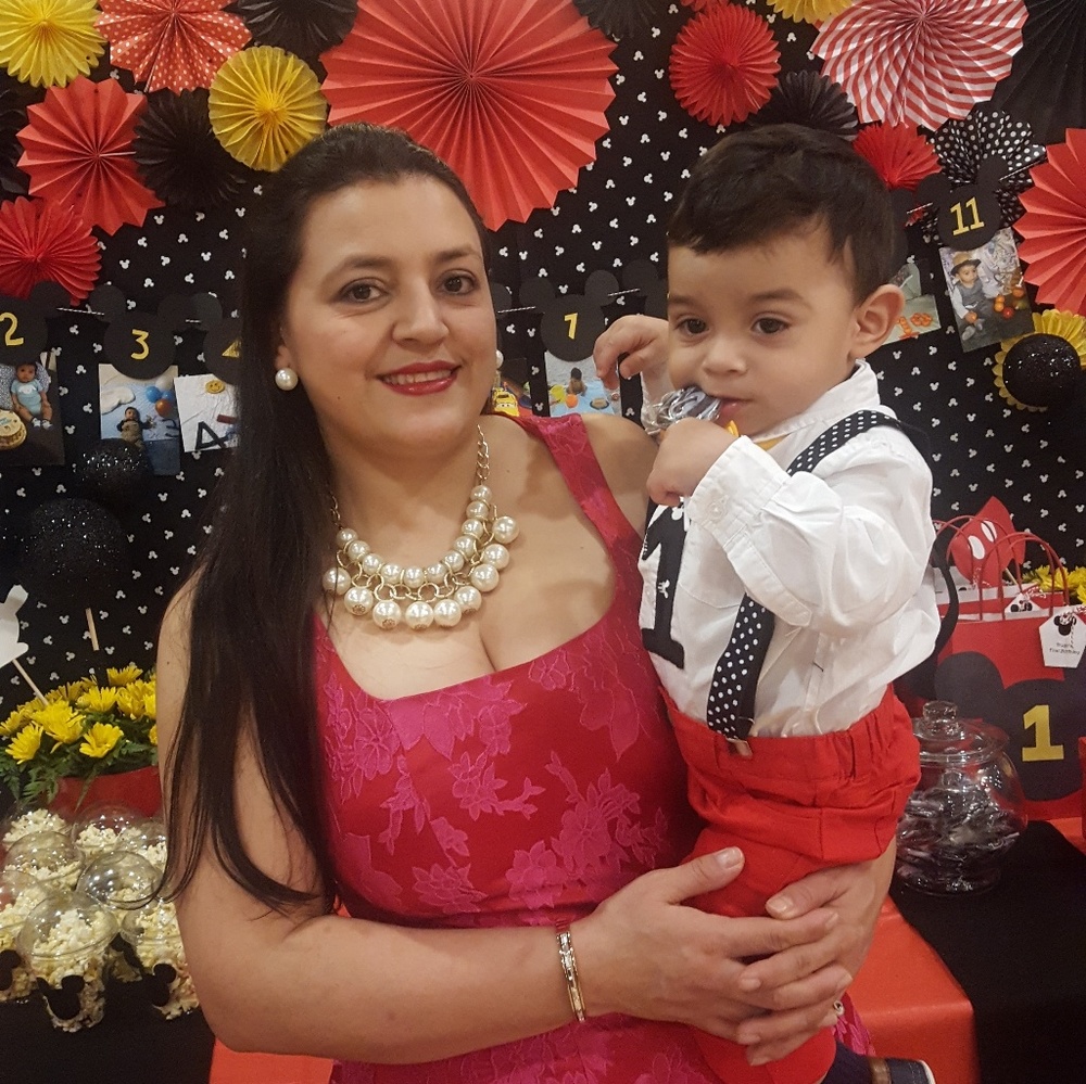 Meet your Posher, Rosely